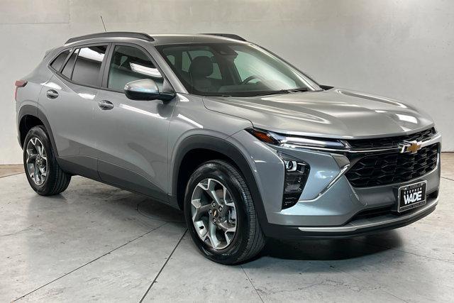 used 2025 Chevrolet Trax car, priced at $23,183