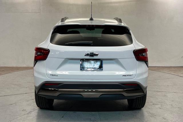 new 2026 Chevrolet Trax car, priced at $28,255