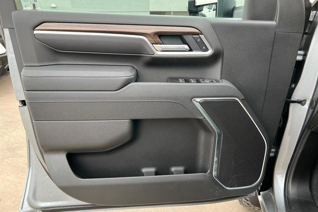 new 2026 Chevrolet Silverado 3500 car, priced at $75,370