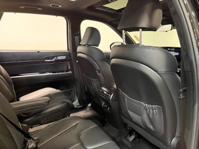 used 2024 Hyundai Palisade car, priced at $39,995