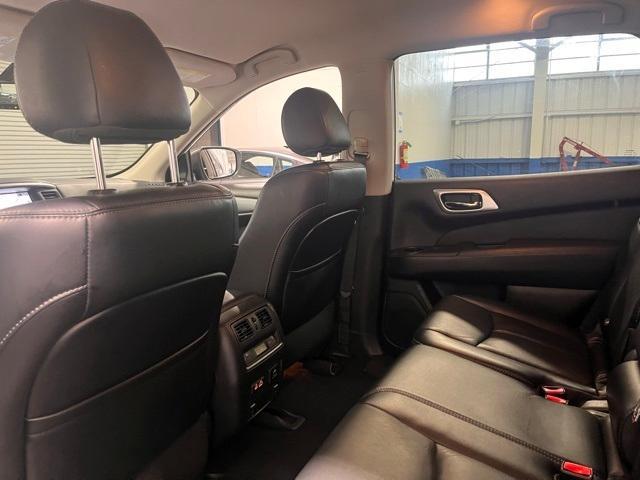 used 2020 Nissan Pathfinder car, priced at $17,524