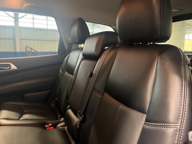 used 2020 Nissan Pathfinder car, priced at $17,524