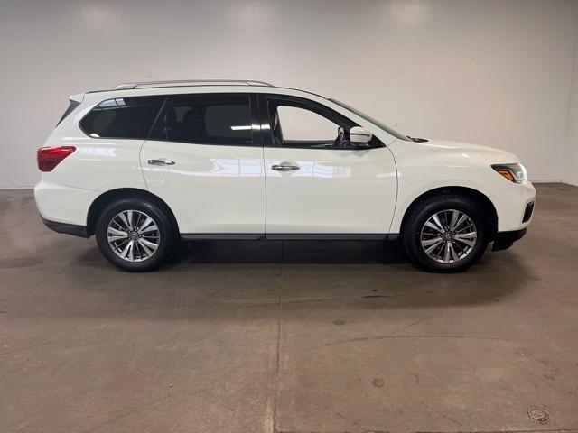 used 2020 Nissan Pathfinder car, priced at $17,524