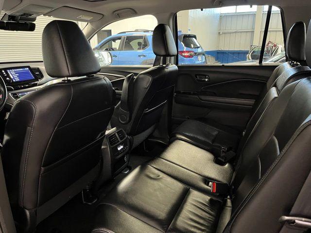 used 2022 Honda Pilot car, priced at $31,964