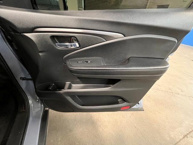 used 2022 Honda Pilot car, priced at $29,935