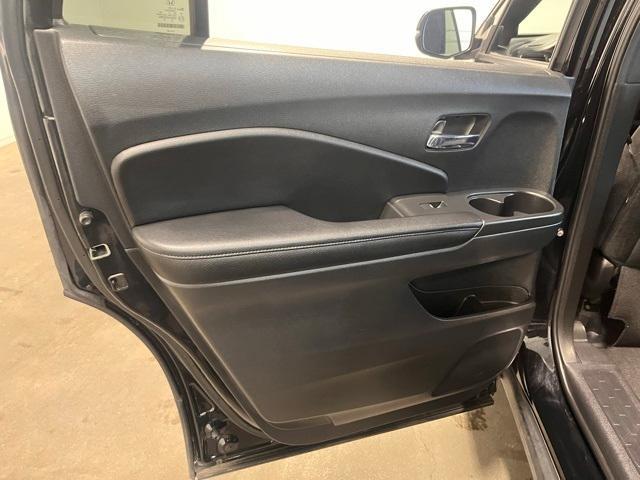 used 2022 Honda Pilot car, priced at $30,849