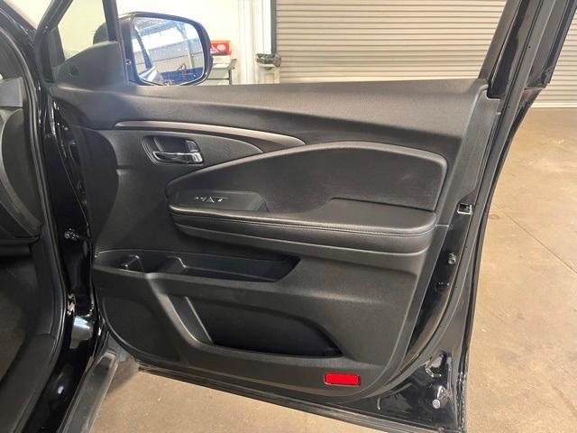 used 2022 Honda Pilot car, priced at $30,849