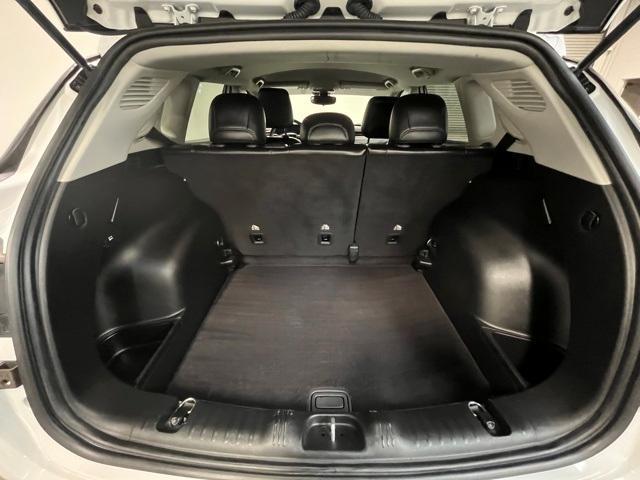 used 2022 Jeep Compass car, priced at $16,963