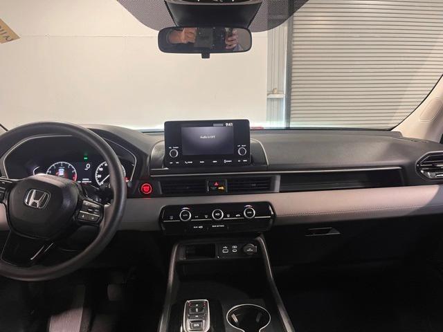 used 2023 Honda Pilot car, priced at $29,684