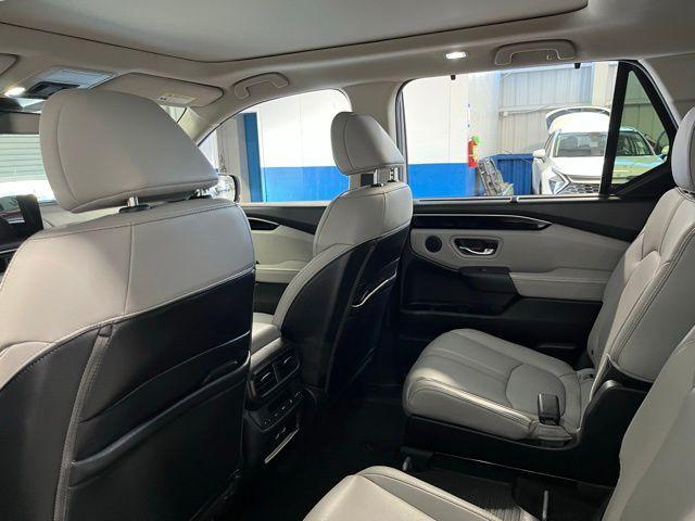 used 2023 Honda Pilot car, priced at $39,760
