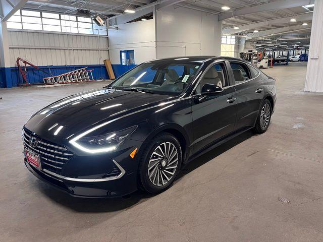 used 2023 Hyundai Sonata Hybrid car, priced at $23,847