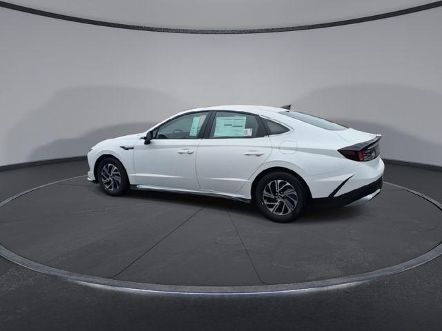 new 2026 Hyundai Sonata Hybrid car, priced at $31,050