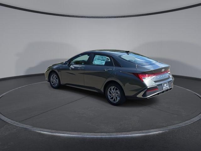 new 2025 Hyundai ELANTRA HEV car, priced at $22,530