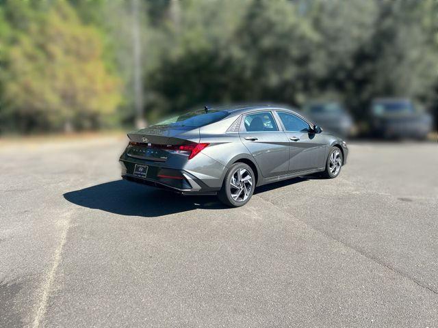 new 2025 Hyundai Elantra car, priced at $26,170