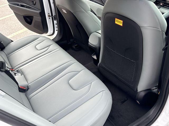 new 2025 Hyundai ELANTRA HEV car, priced at $27,710