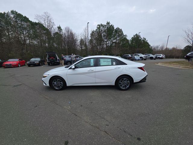 new 2026 Hyundai ELANTRA HEV car, priced at $27,055