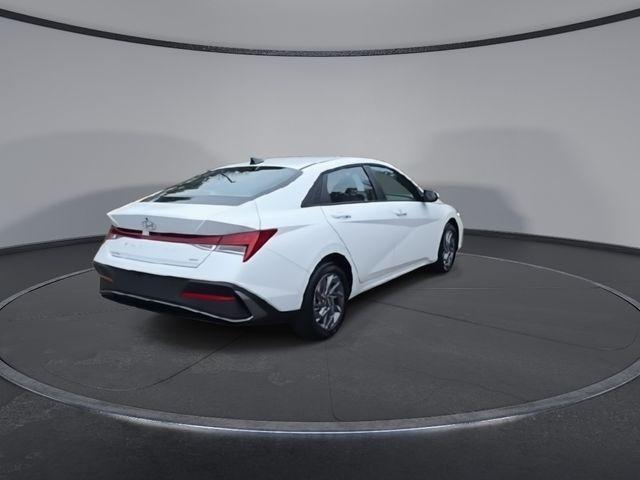 new 2026 Hyundai ELANTRA HEV car, priced at $27,055