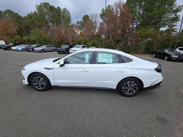 new 2026 Hyundai Sonata Hybrid car, priced at $30,860