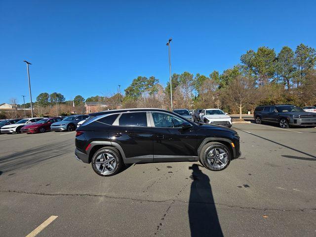new 2026 Hyundai TUCSON Hybrid car, priced at $33,445