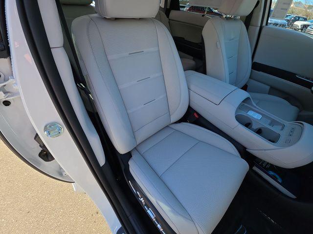 new 2026 Hyundai Palisade Hybrid car, priced at $60,970