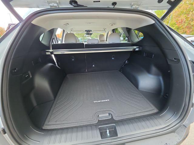 new 2026 Hyundai Tucson car, priced at $32,000