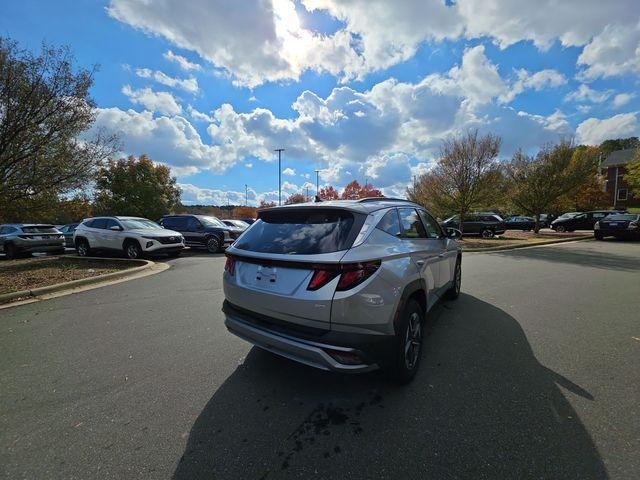 new 2026 Hyundai Tucson car, priced at $32,000