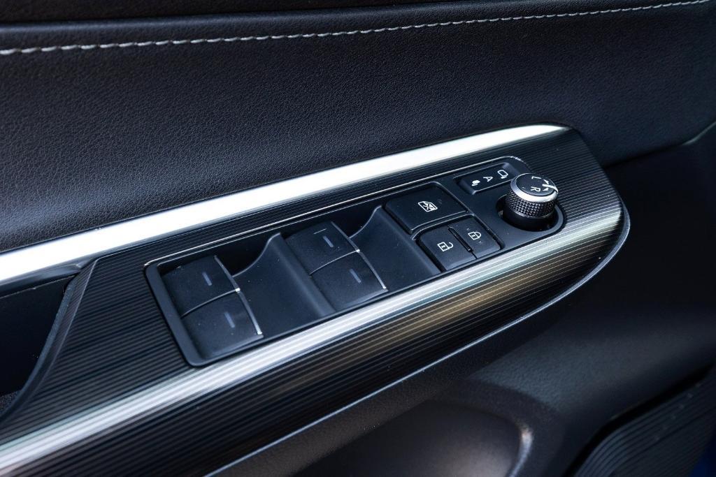 used 2022 Toyota Venza car, priced at $25,985