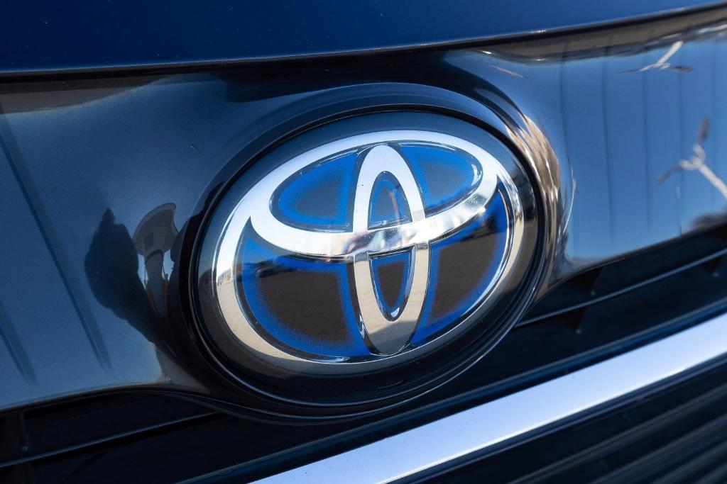 used 2022 Toyota Venza car, priced at $25,985