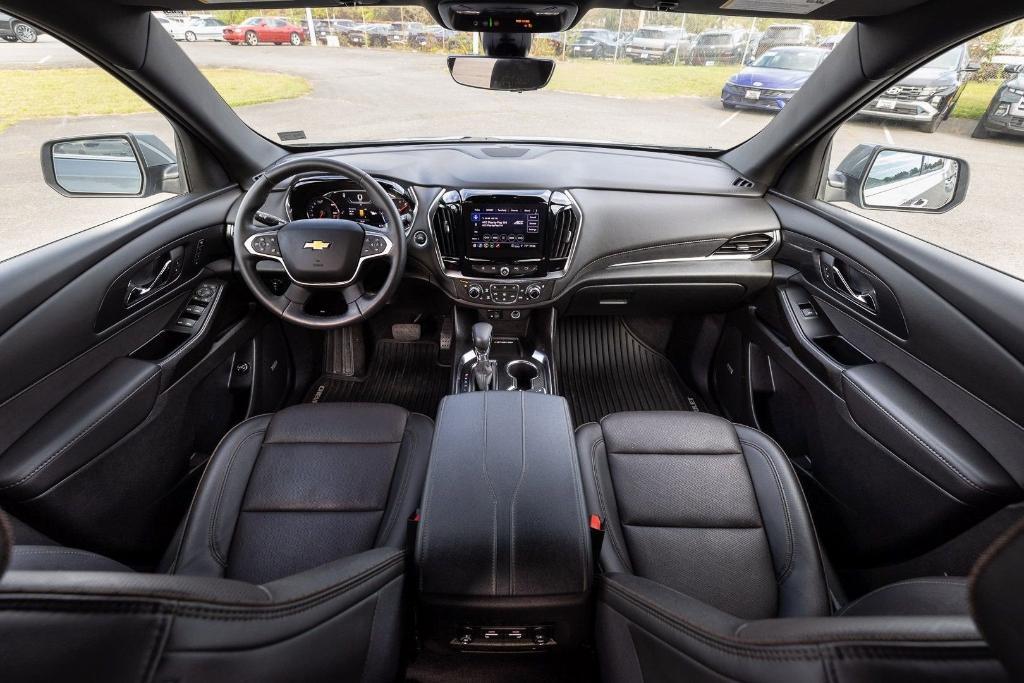 used 2023 Chevrolet Traverse car, priced at $34,485