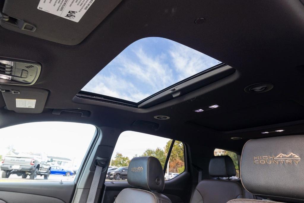 used 2023 Chevrolet Traverse car, priced at $34,485