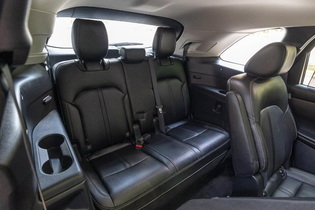 used 2024 Mazda CX-90 car, priced at $31,995