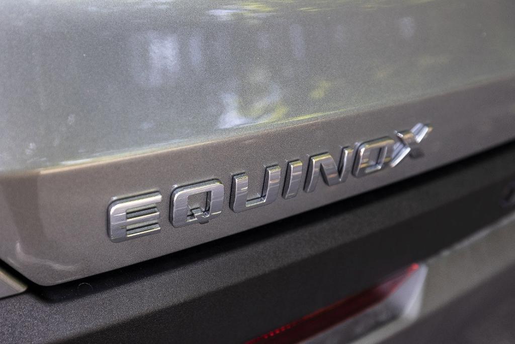new 2026 Chevrolet Equinox car, priced at $25,776