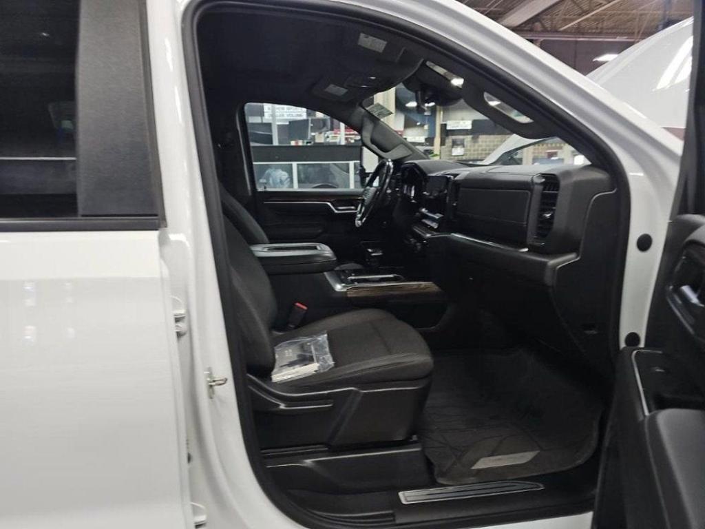 used 2022 Chevrolet Silverado 1500 car, priced at $36,918