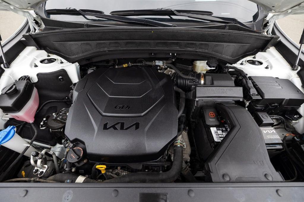 used 2023 Kia Telluride car, priced at $38,644