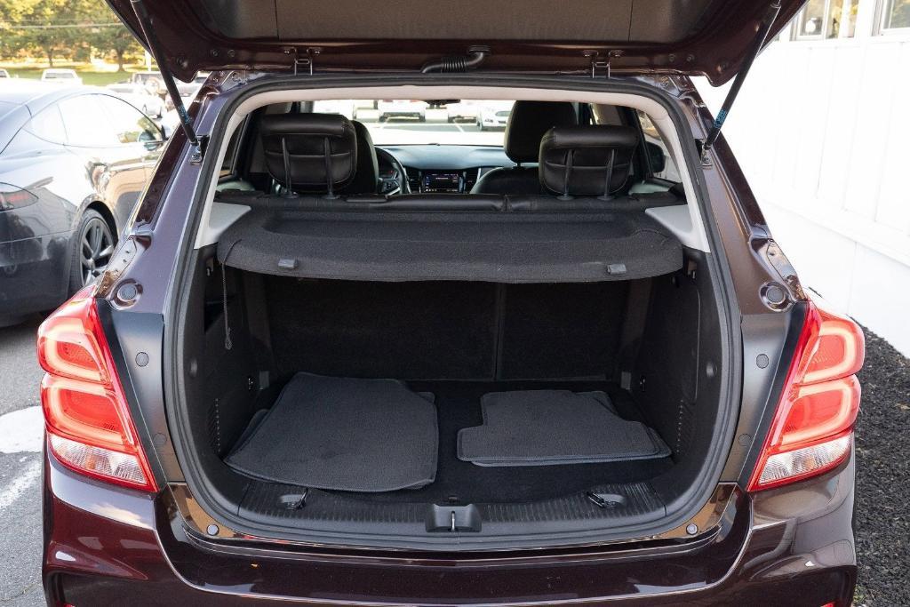 used 2022 Chevrolet Trax car, priced at $15,995