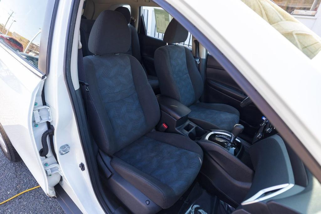 used 2016 Nissan Rogue car, priced at $10,582