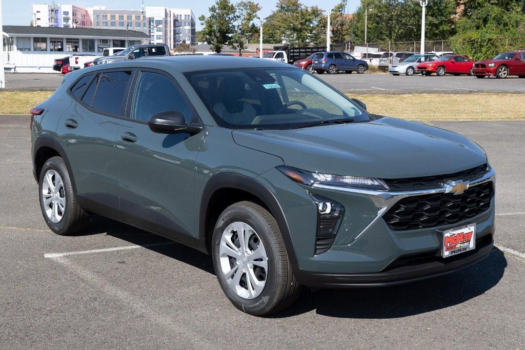 used 2025 Chevrolet Trax car, priced at $22,000