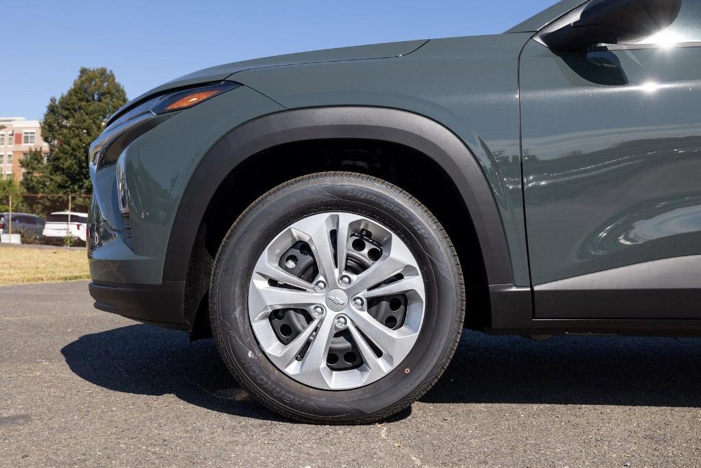 used 2025 Chevrolet Trax car, priced at $22,000