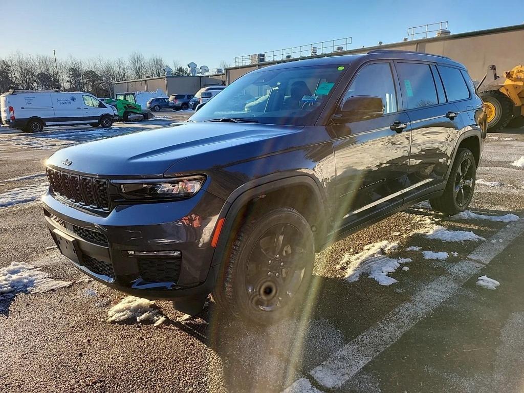 used 2022 Jeep Grand Cherokee L car, priced at $30,378