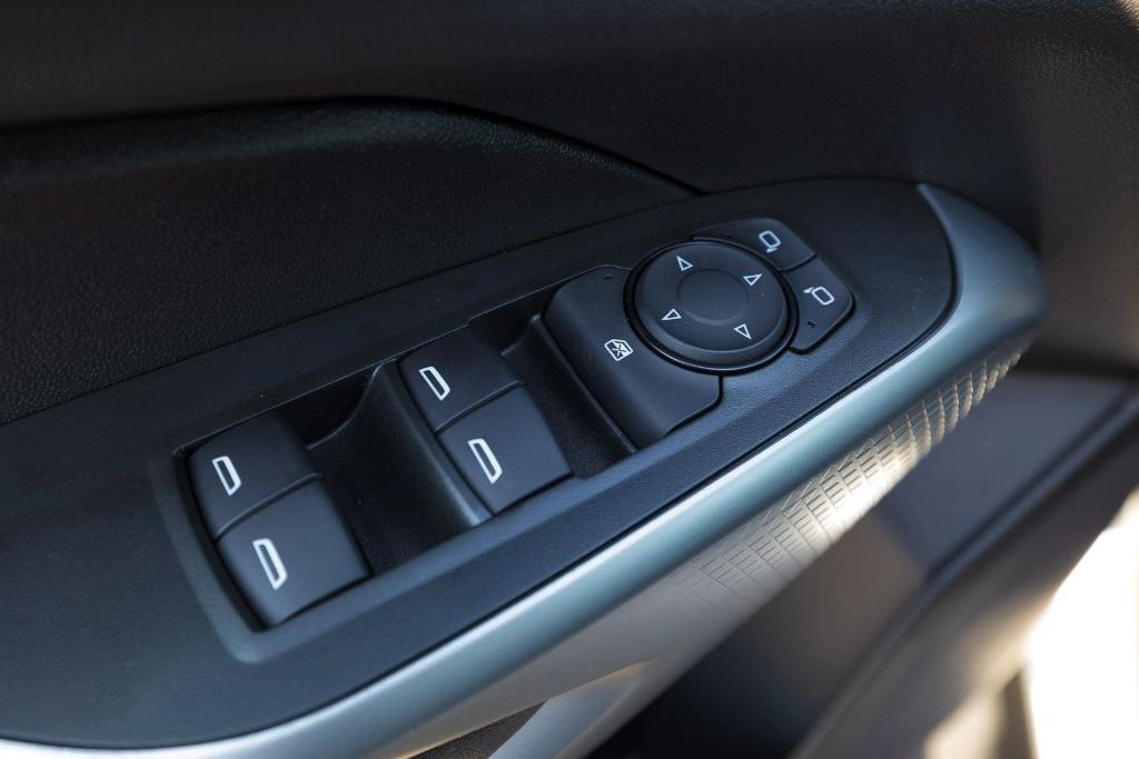 new 2026 Chevrolet Trax car, priced at $21,353