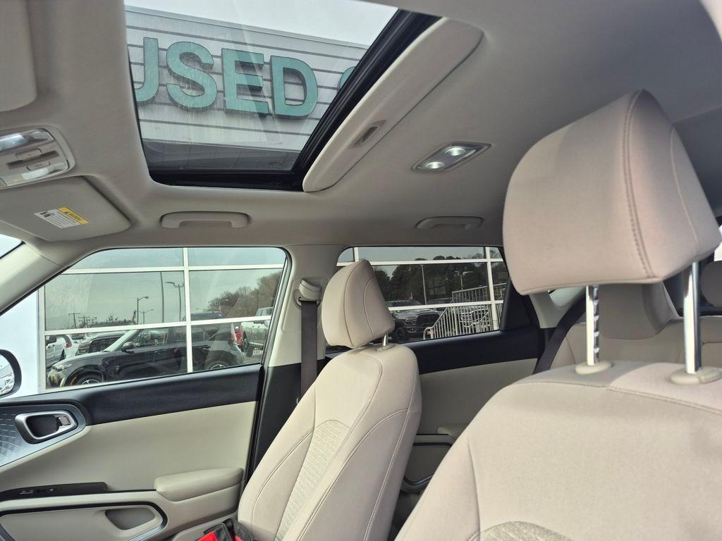 used 2025 Kia Soul car, priced at $21,826