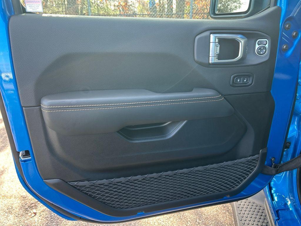 new 2026 Jeep Wrangler car, priced at $55,270