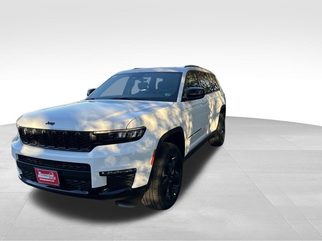 new 2025 Jeep Grand Cherokee L car, priced at $51,007