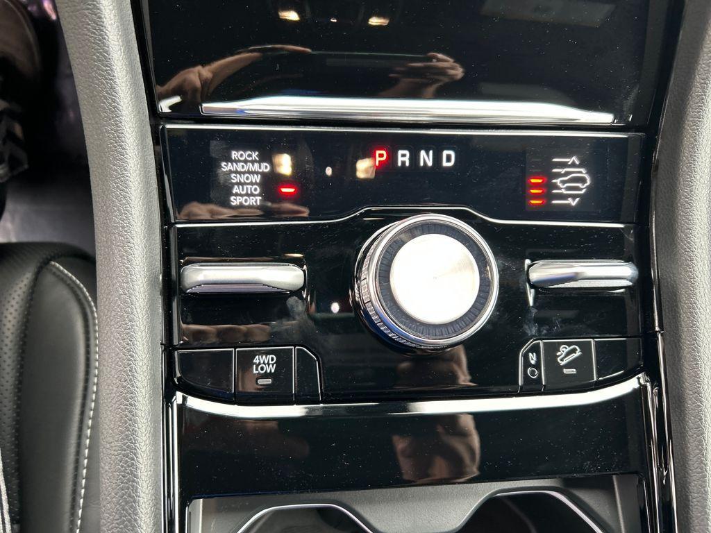 new 2025 Jeep Grand Cherokee car, priced at $63,644