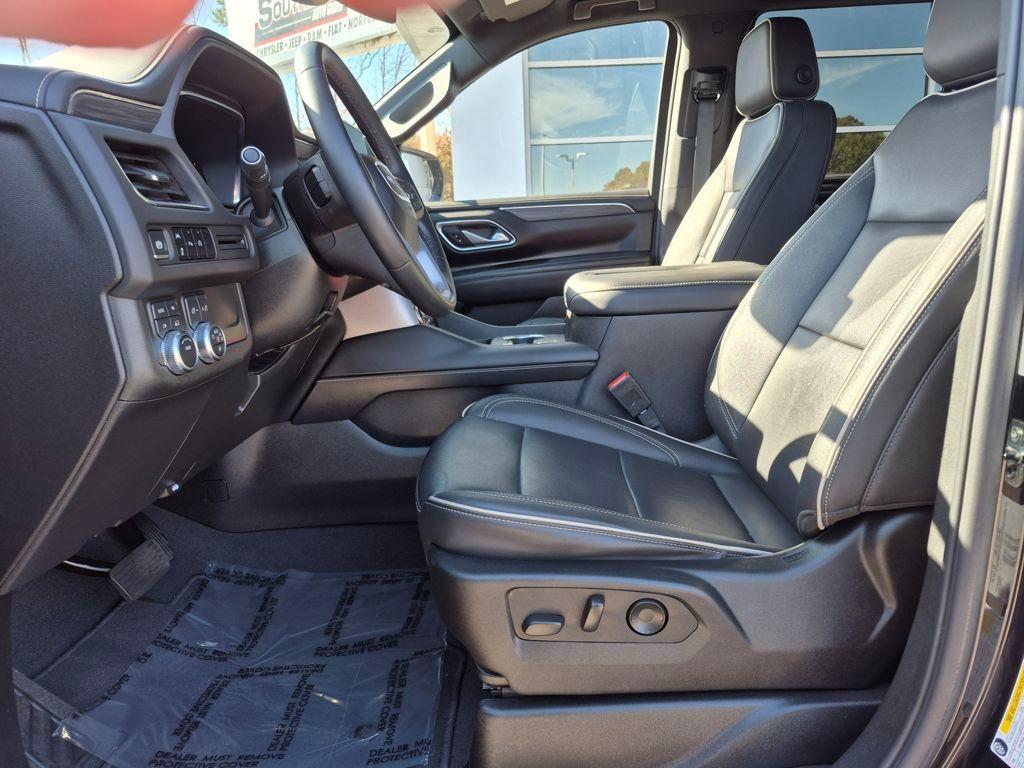 used 2024 GMC Yukon car, priced at $50,917