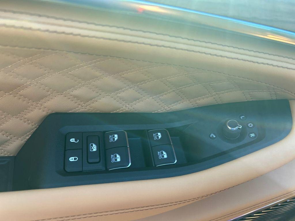 new 2025 Jeep Grand Cherokee L car, priced at $68,484