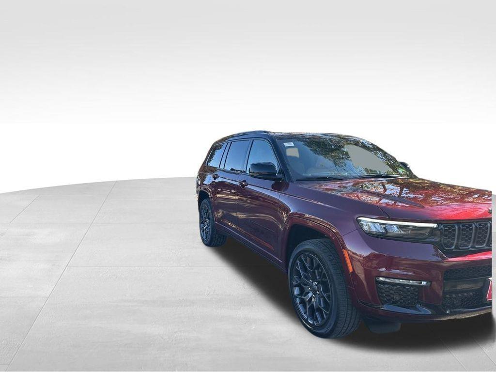 new 2025 Jeep Grand Cherokee L car, priced at $68,484