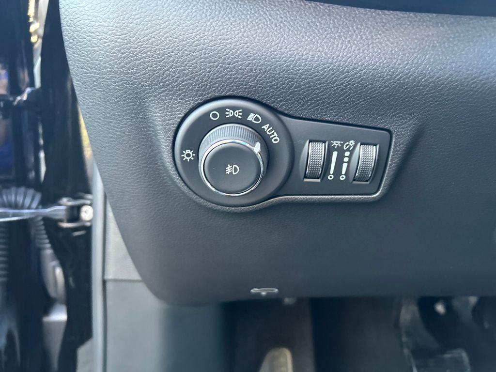 new 2026 Jeep Compass car, priced at $32,305