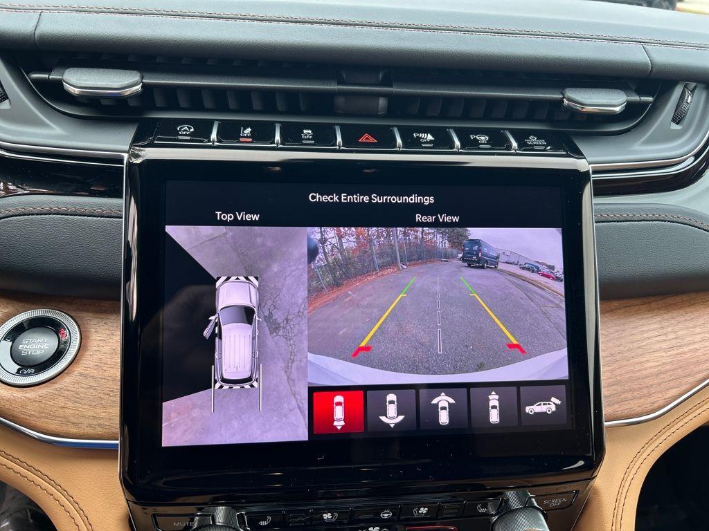 new 2025 Jeep Grand Cherokee L car, priced at $67,925