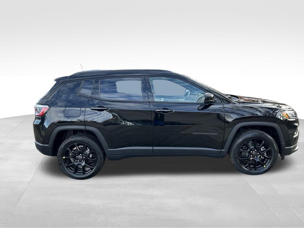 new 2026 Jeep Compass car, priced at $32,805